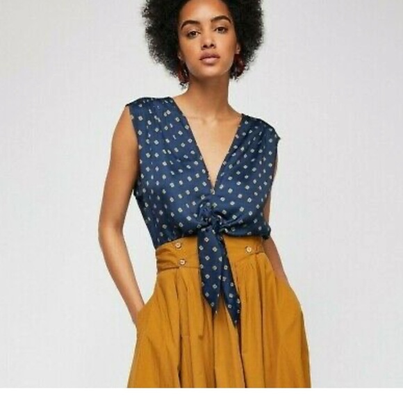 💥Free People Printed Tie-Front Top - Picture 6 of 8